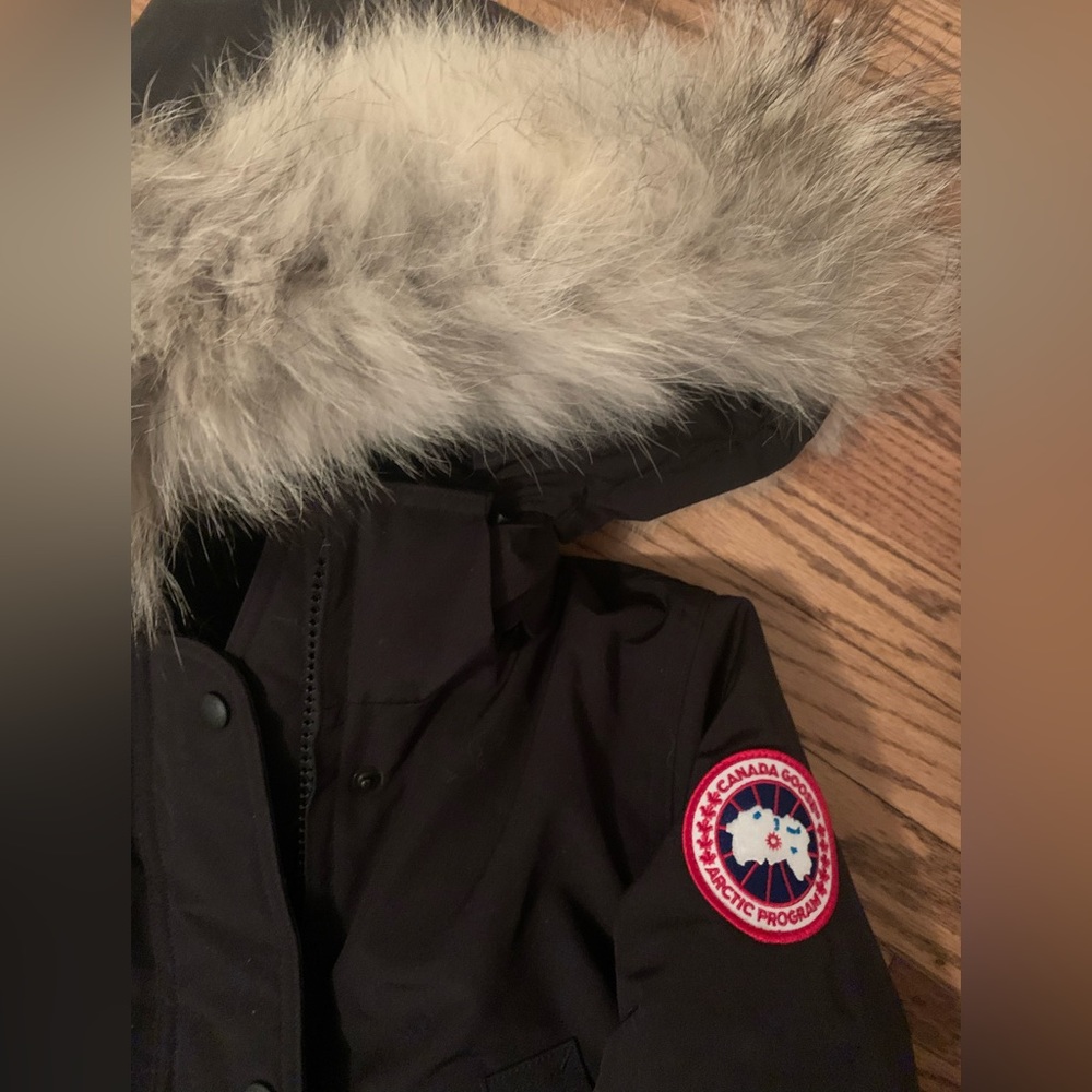 CANADA GOOSE TRILLIUM PARKA FUSION FIT BLACK SIZE SMALL